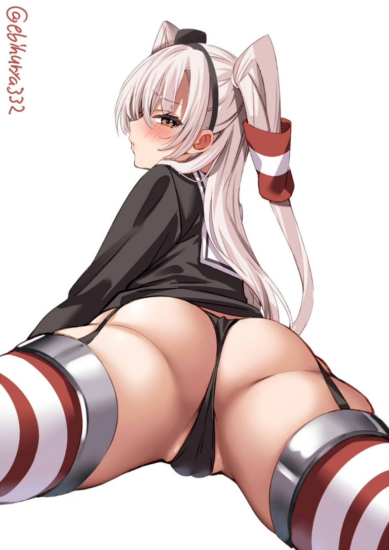 Result /files/11887_1girl_amatsukaze_(kancolle)_ass_black_panties_blush.png