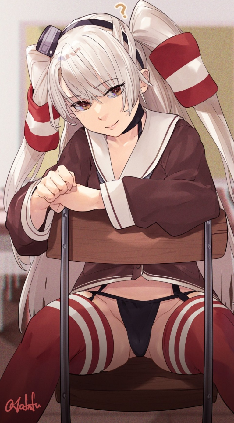 Result /files/12342_1girl_amatsukaze_(kancolle)_black_panties_brown_dress_chair.png