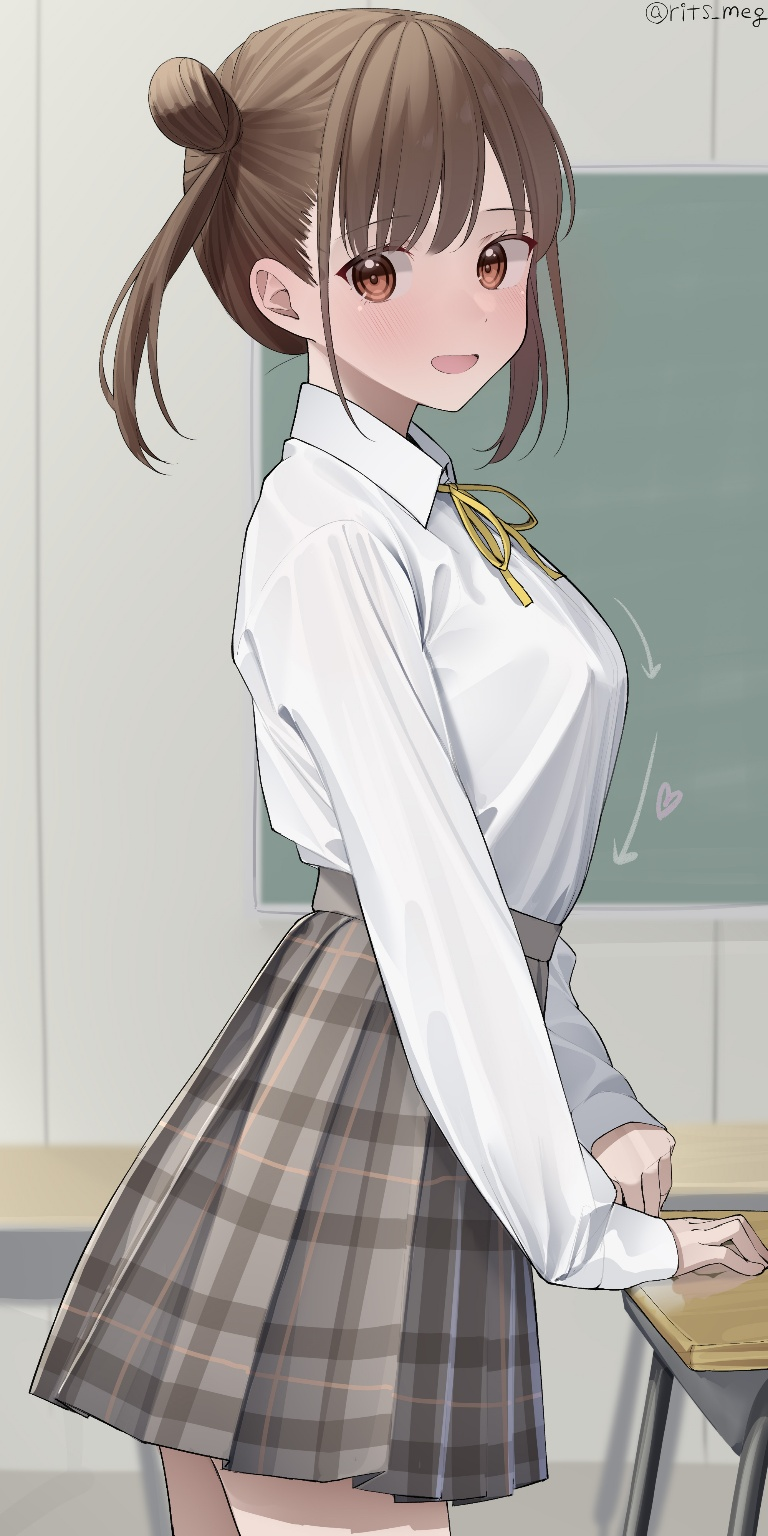 /files/00912_1girl_arrow_(symbol)_breasts_brown_eyes_brown_hair.png