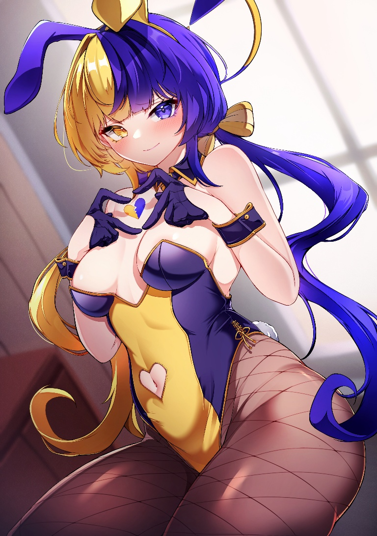 /files/01925_1girl_5danny1206_animal_ears_bangs_bare_arms.png