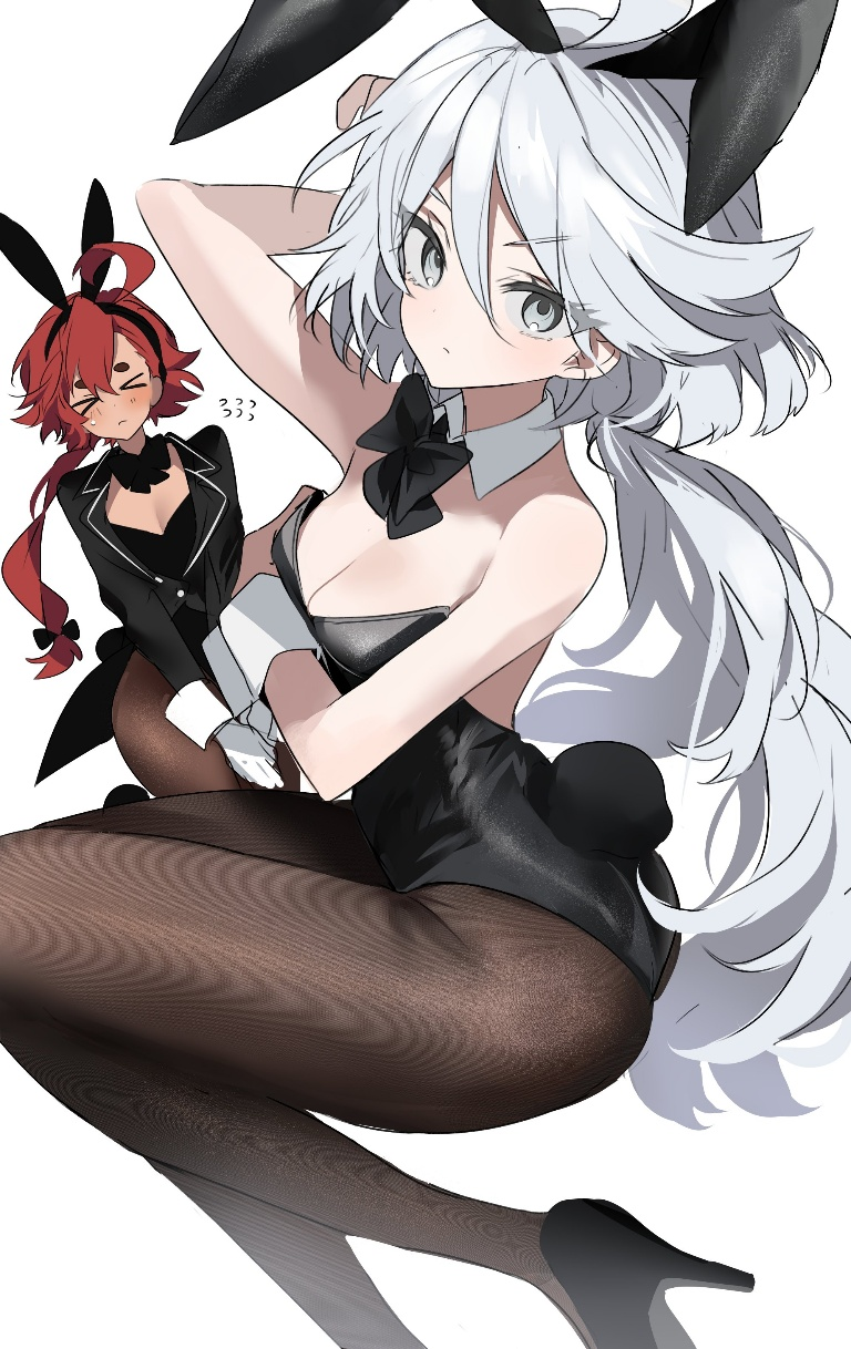 /files/13736_2girls_ahoge_animal_ears_arm_up_ass.png