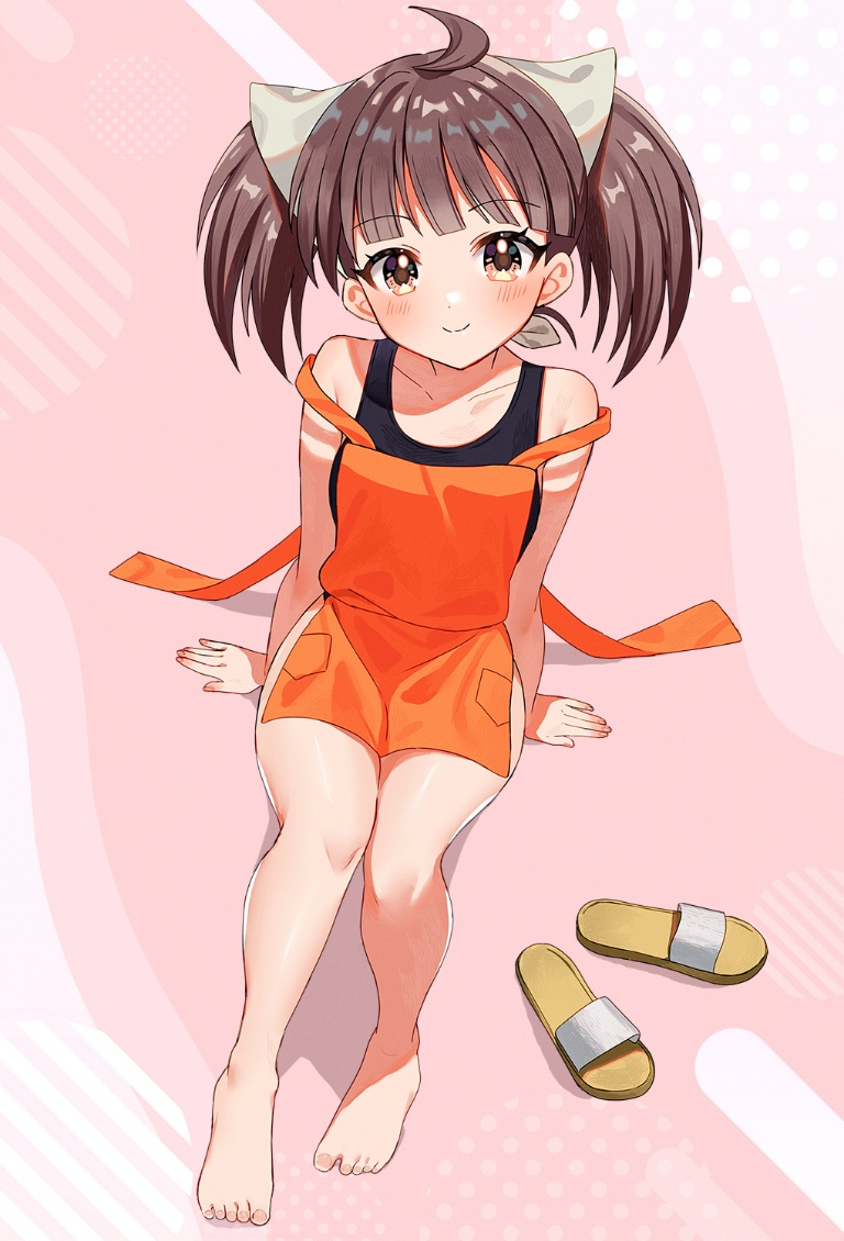 Result /files/00779_1girl_ahoge_apron_arm_support_bangs.png