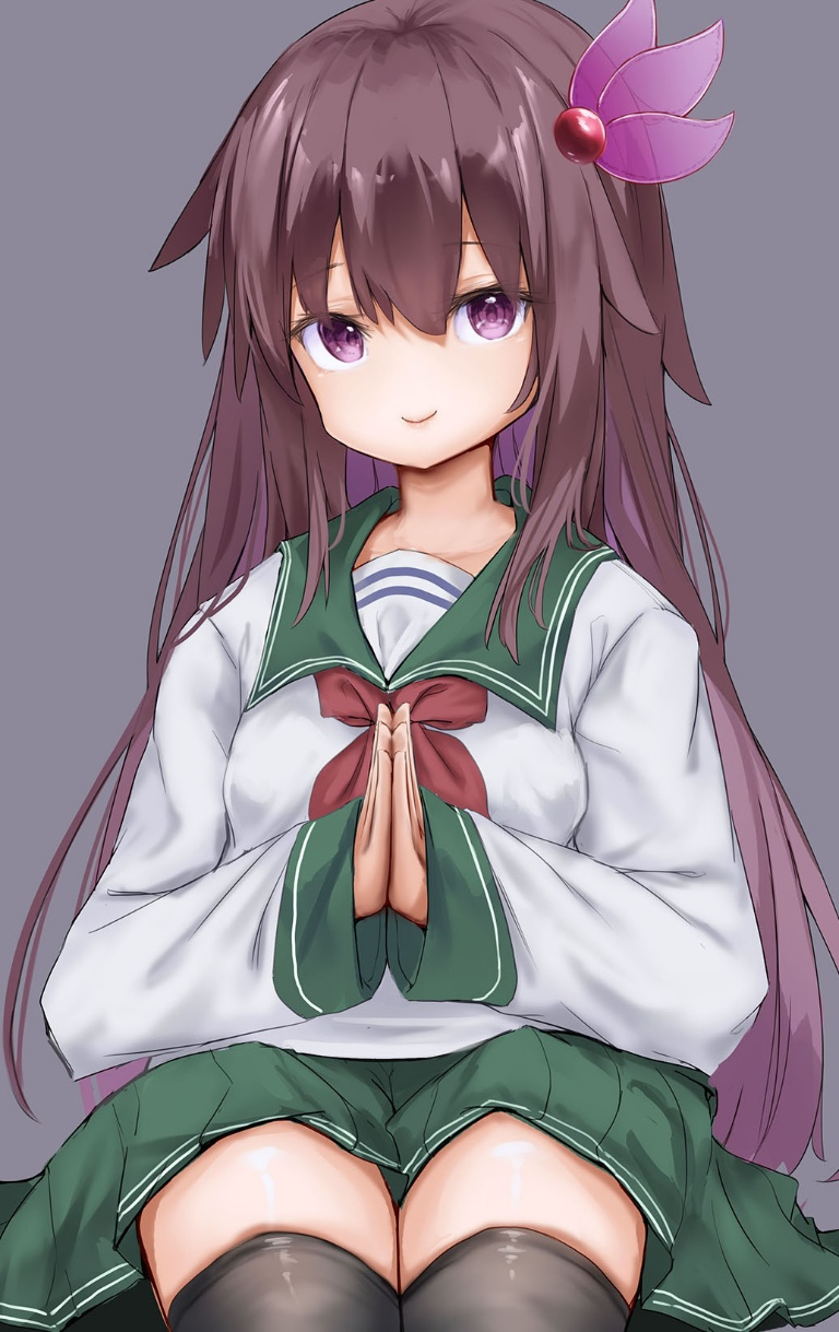 Result /files/06798_1girl_black_thighhighs_brown_hair_green_sailor_collar_grey_background.png