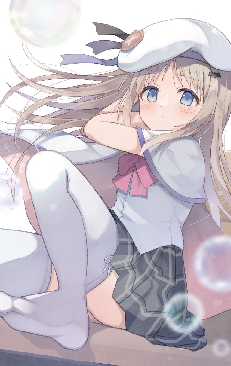 /files/00612_1girl_bat_hair_ornament_blonde_hair_blue_eyes_bow.png